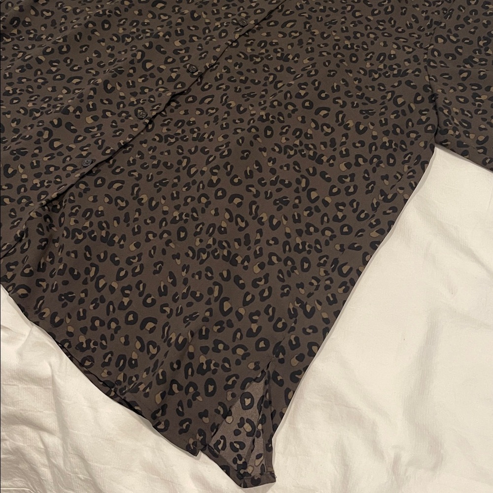 Chelsea & Theodore | leopard animal print button … - image 6